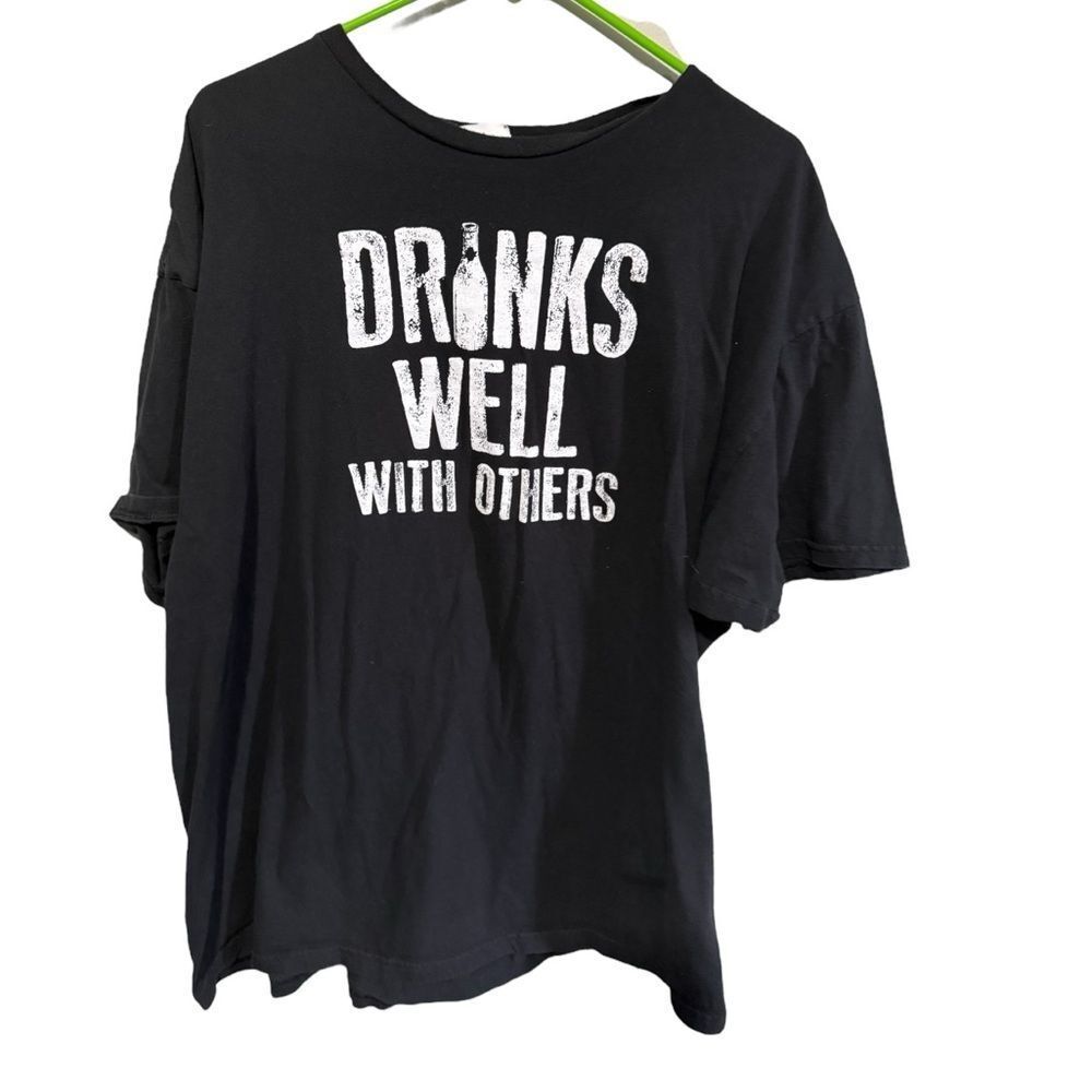 Drinks well with others black 2x t shirt